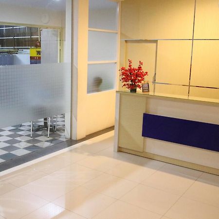 Daya Hotel Makassar Dış mekan fotoğraf